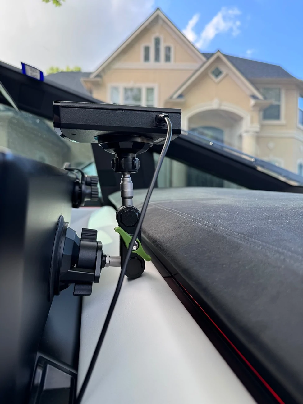Tesla Cybertruck Perfect Radar Detector Mount!! IMG_5017