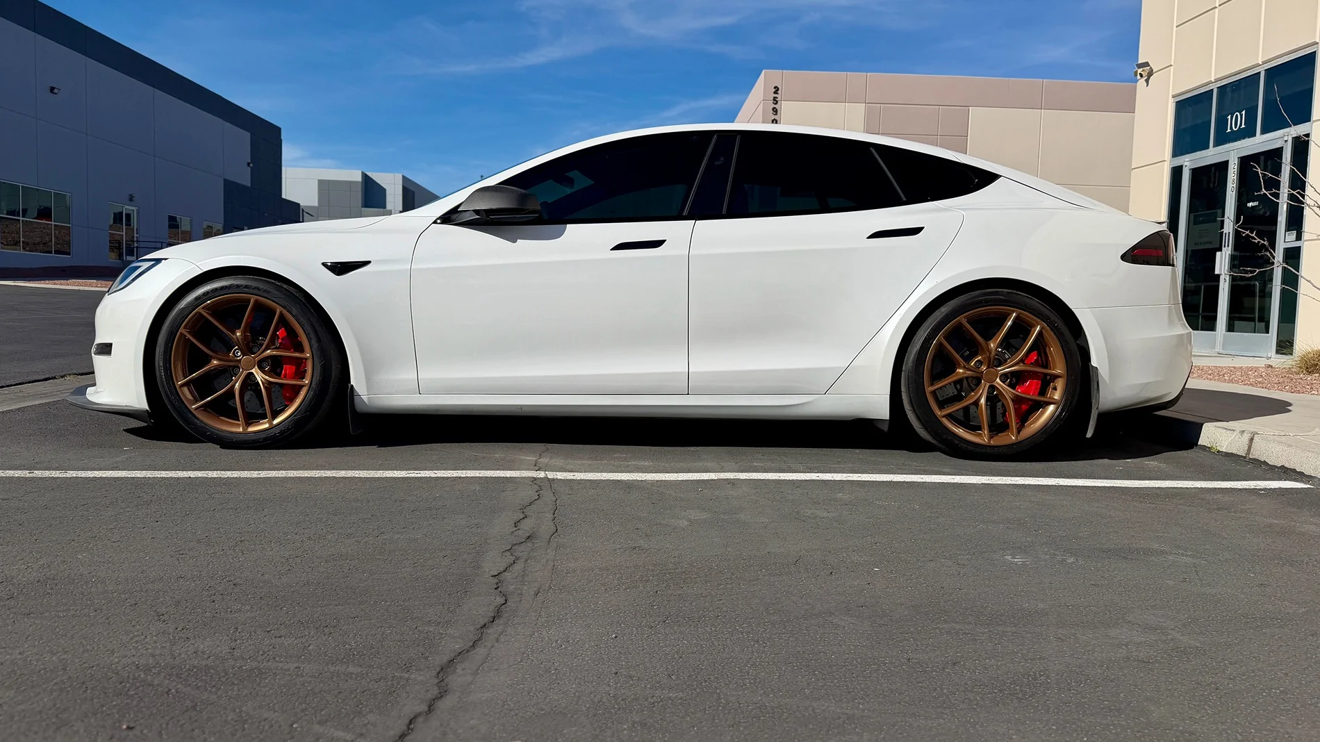 Tesla Cybertruck “Signature Edition” revived for $160,000? UPDATE: CONFIRMED ✅ IMG_2774