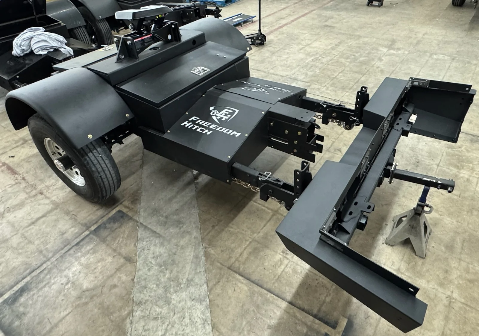 Tesla Cybertruck Freedom Hitch 5th Wheel dolly / piggyback 1776373779229-mt