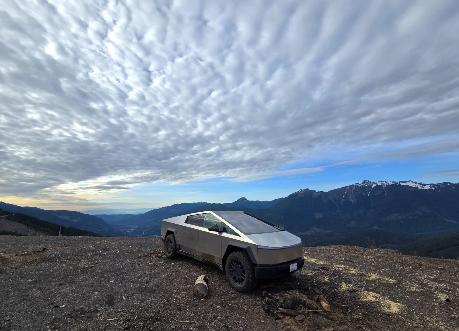 Tesla Cybertruck Daily random Cybertruck photos thread - Post Yours! 📸 🤳 20260419_180855adsm