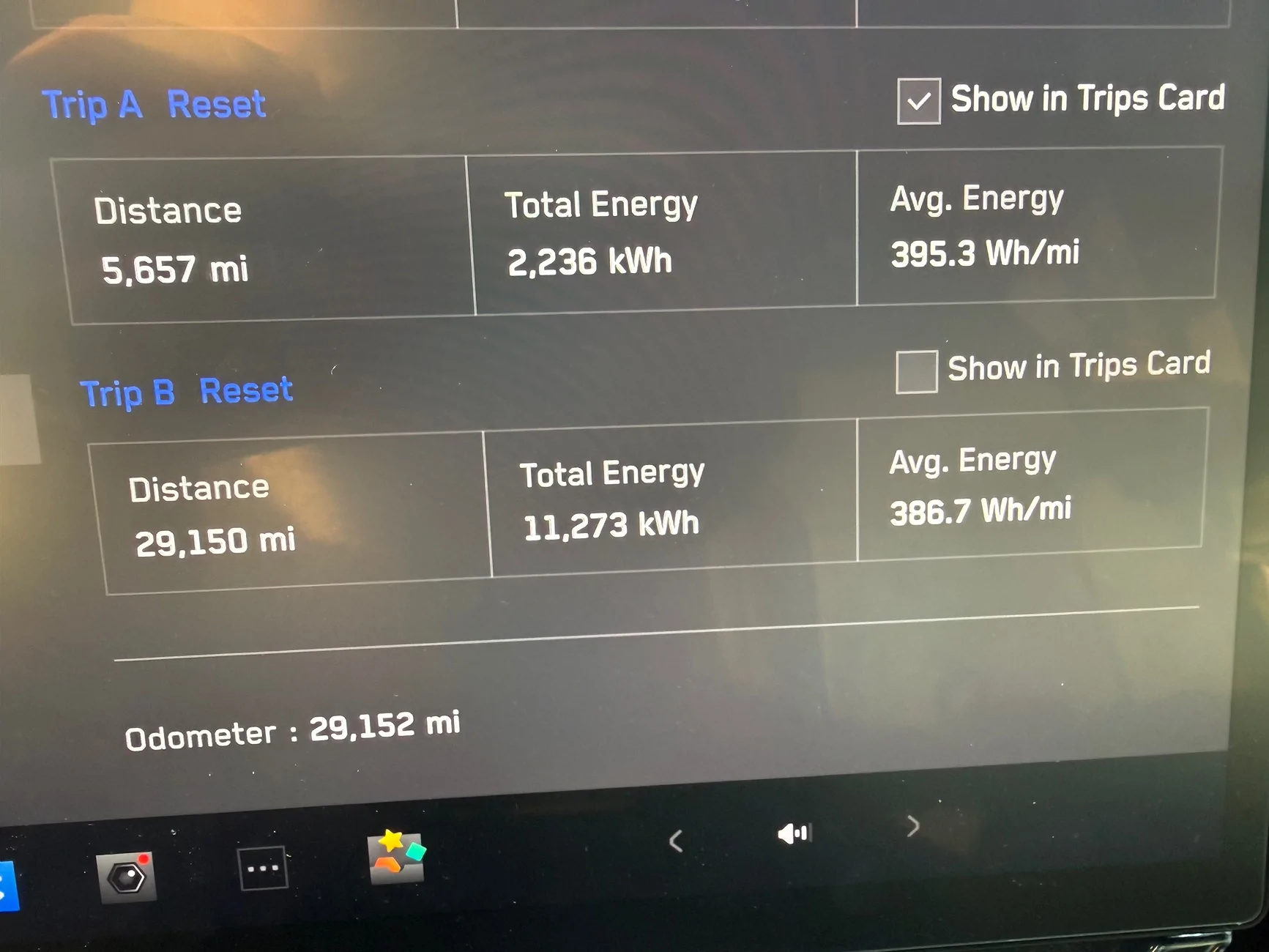 Tesla Cybertruck Tires: Pirelli OEM or Michelin? IMG_4860