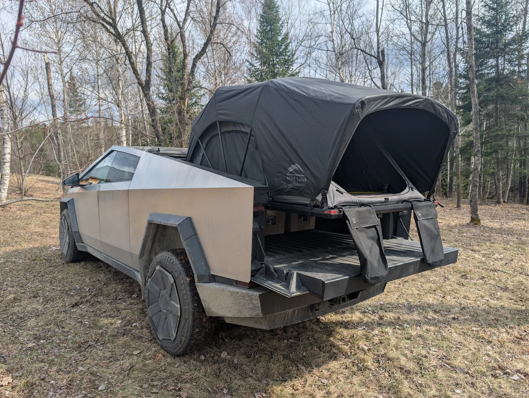Tesla Cybertruck Cheap DIY tent alternative to Cybertent - Canadian Edition PXL_20260422_014851631.RAW-01