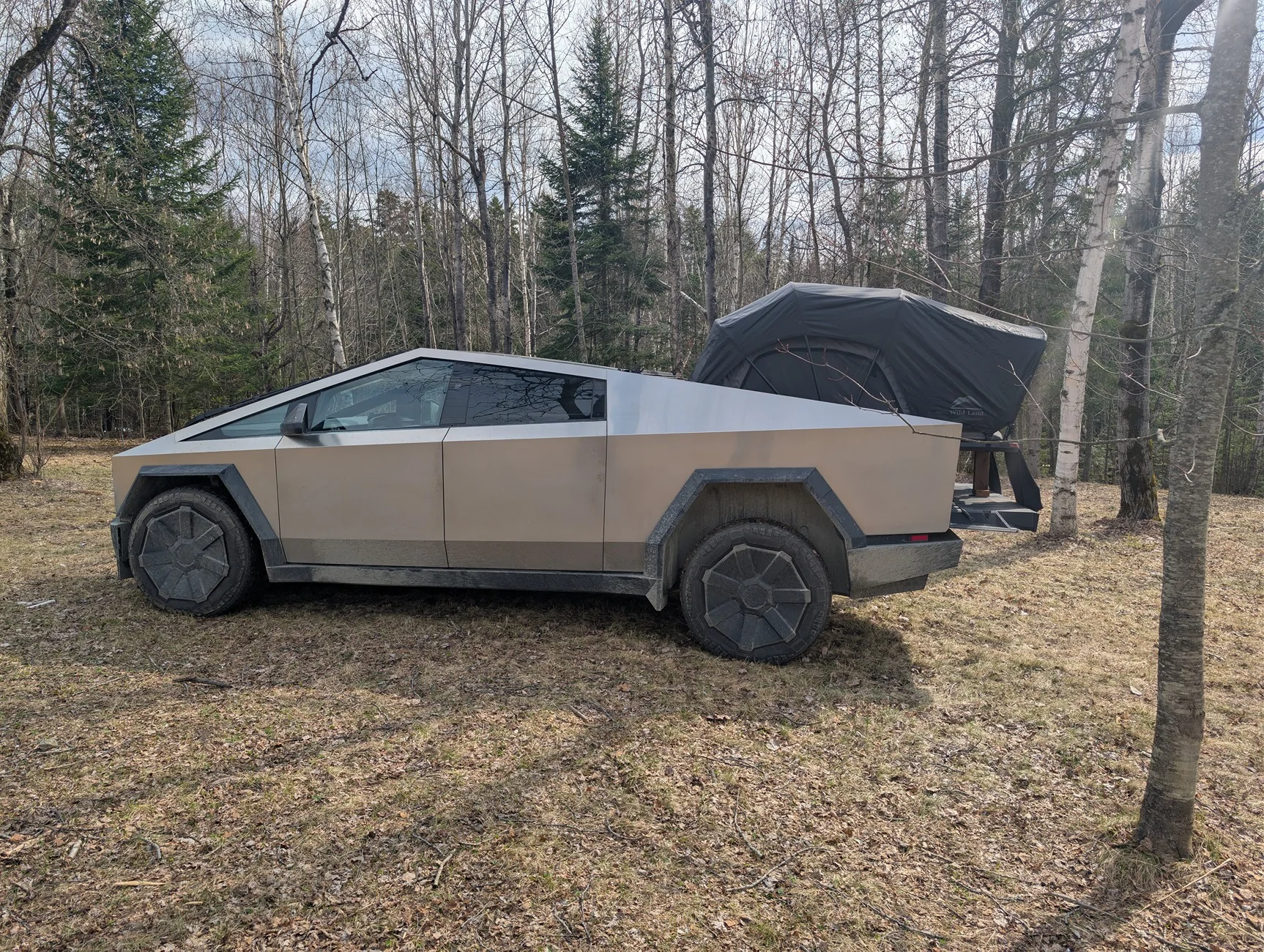 Tesla Cybertruck Cheap DIY tent alternative to Cybertent - Canadian Edition PXL_20260422_014851631.RAW-01