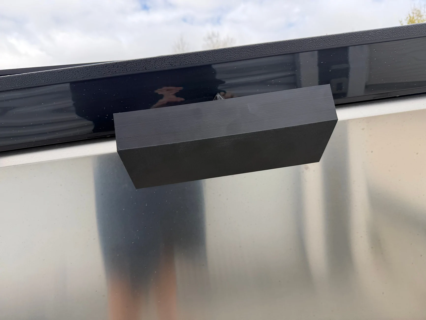 Tesla Cybertruck Rearview mirror for tailgate down use (3D Print DIY) IMG_1133
