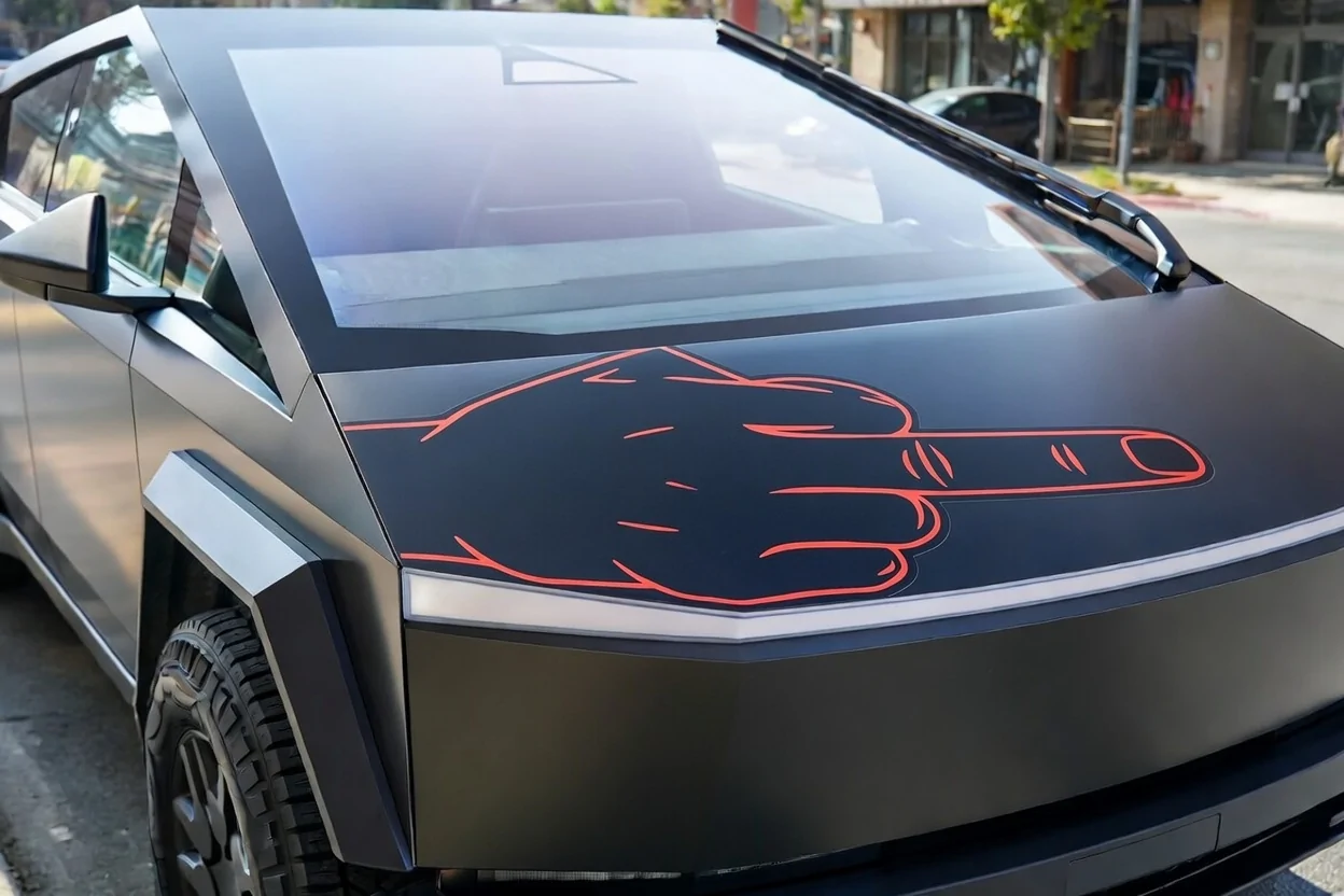 Tesla Cybertruck Disgusting salute by losers (LOCKED DUE TO POLITICS) image (14)