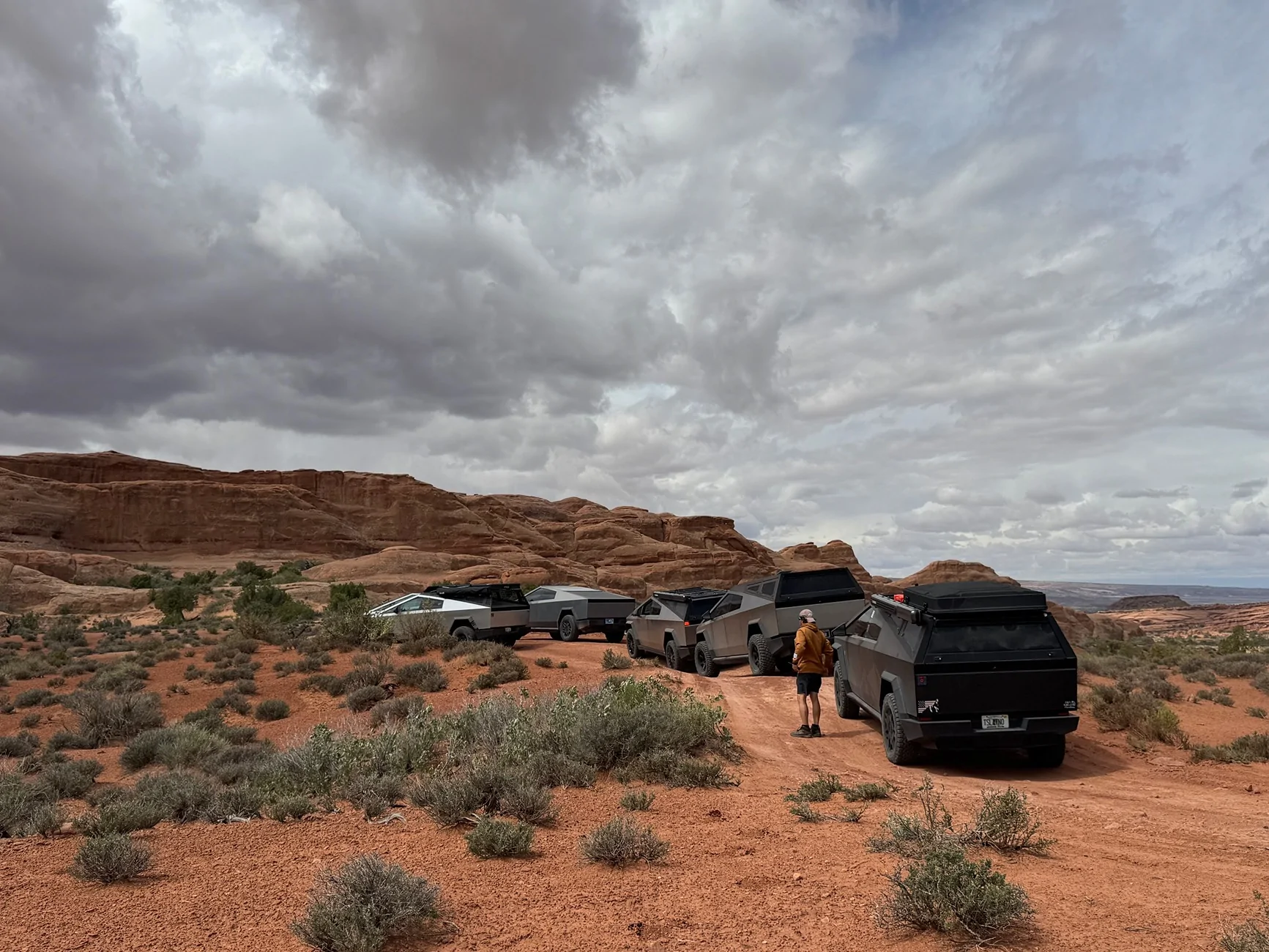 Tesla Cybertruck Urander x DECKED in Moab with CyberTrex Events IMG_6713
