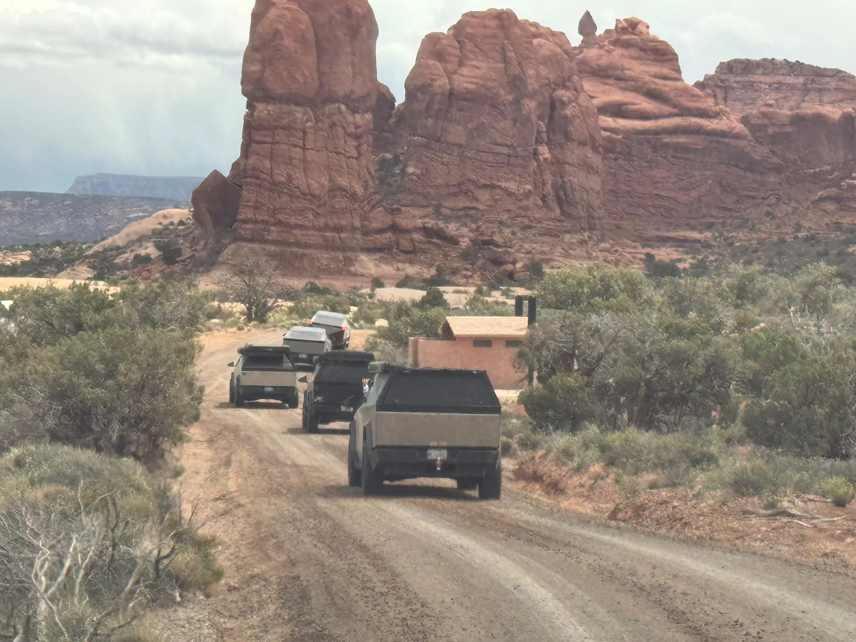 Tesla Cybertruck Urander x DECKED in Moab with CyberTrex Events IMG_6764