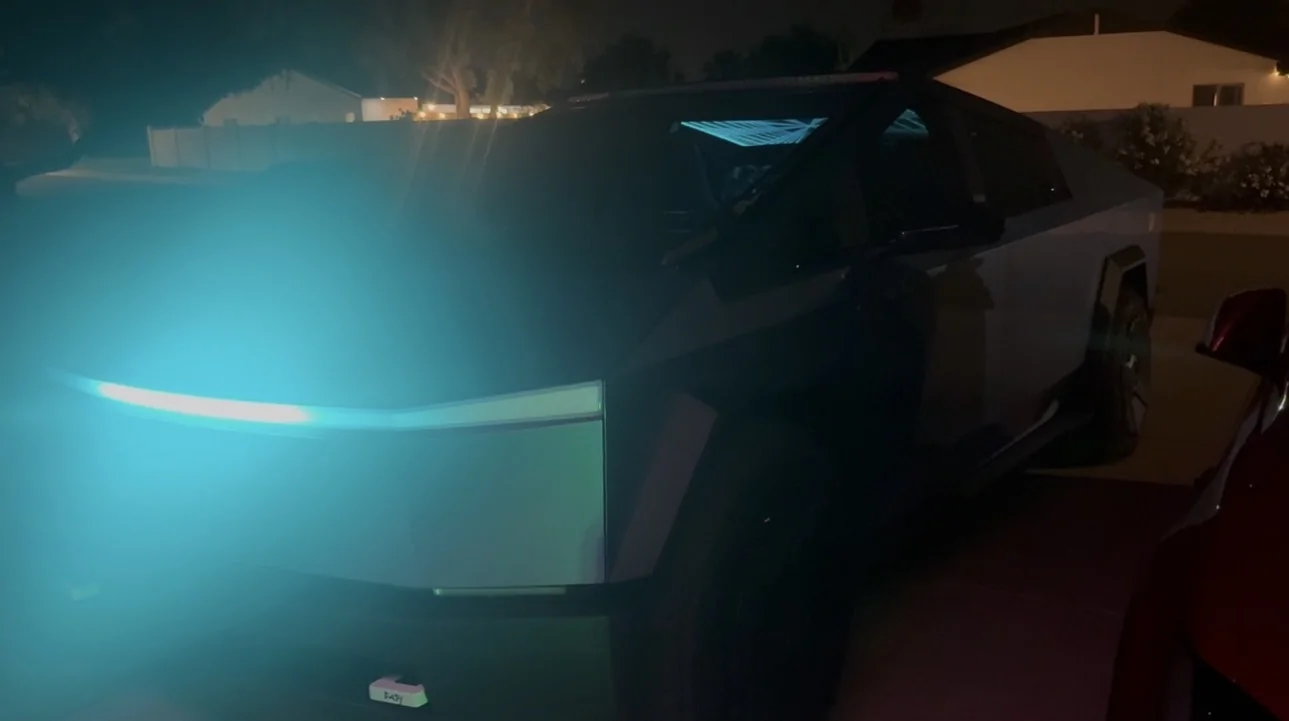 Tesla Cybertruck 𝐕𝐨𝐢𝐜𝐞 𝐂𝐨𝐧𝐭𝐫𝐨𝐥 𝐏𝐨𝐰𝐞𝐫 𝐒𝐮𝐧𝐬𝐡𝐚𝐝𝐞☀️-(𝟑𝟎% 𝐨𝐟𝐟) IMG_3379