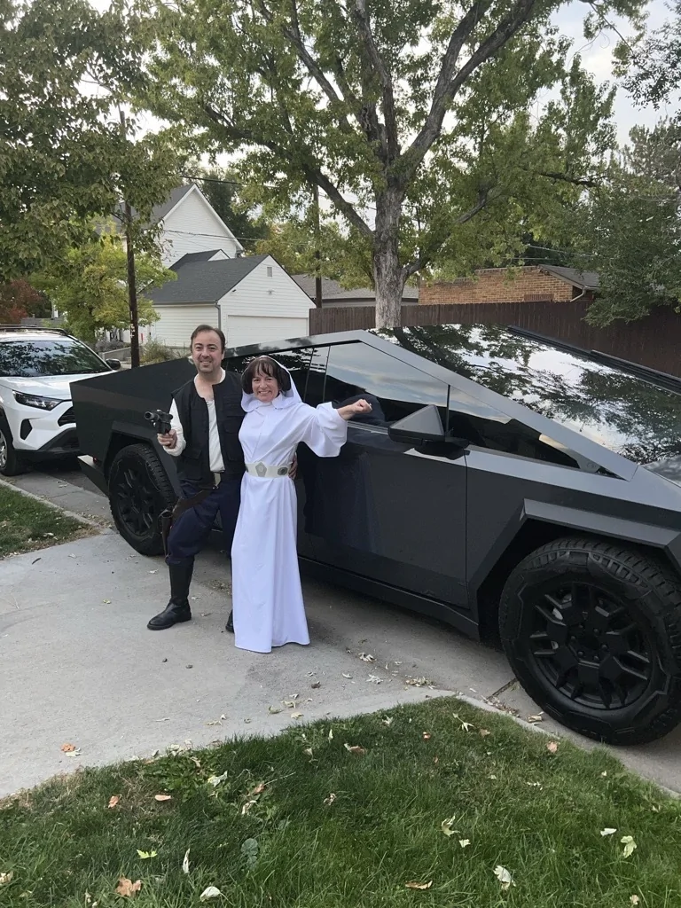 Tesla Cybertruck Logrus turns 2 years old (ownership experience recap)... Still No Catastrophic Failures (Disappointing, I Know) Halloween