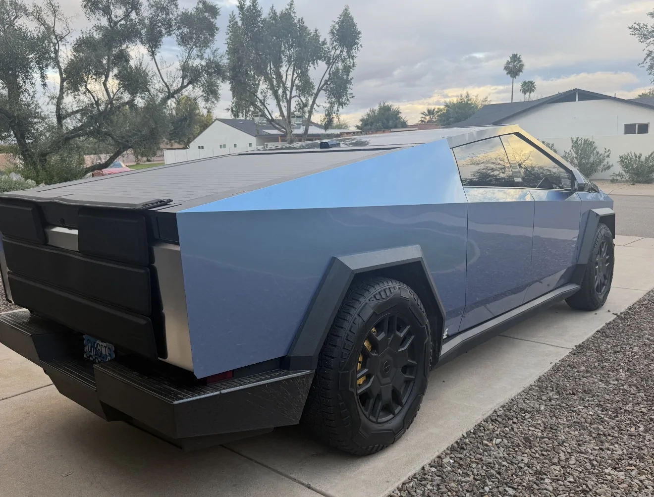 Tesla Cybertruck Running Boards - any downsides / drawbacks? IMG_3402
