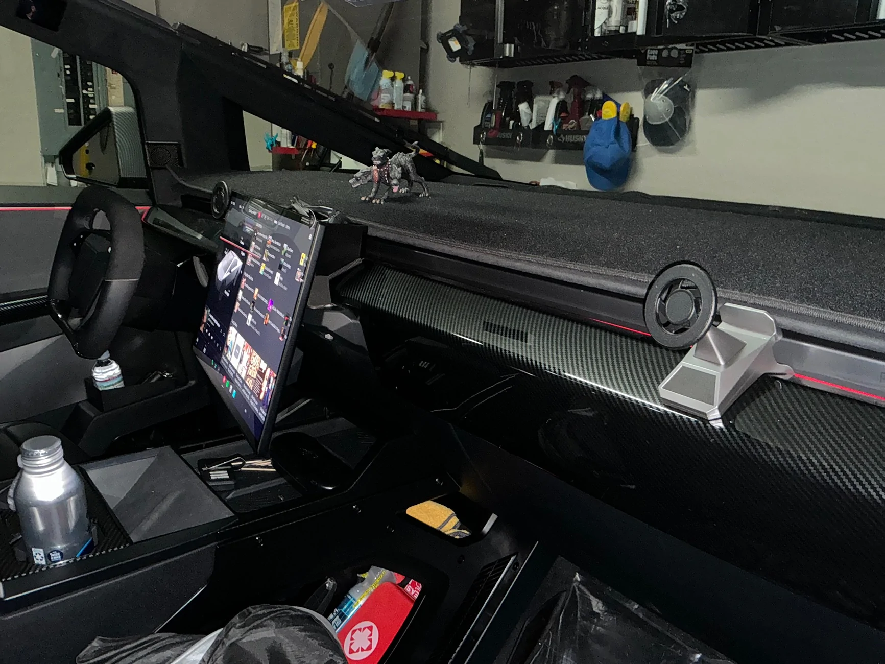 Tesla Cybertruck Phone Mount - zFold Phone IMG_2728