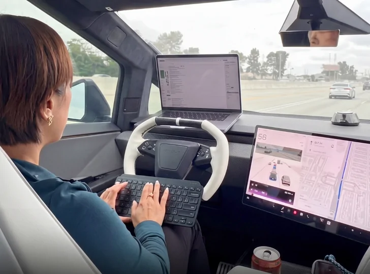 Tesla Cybertruck FSD v14.3.2 just dropped with 2026.2.9.9 update zimage13720