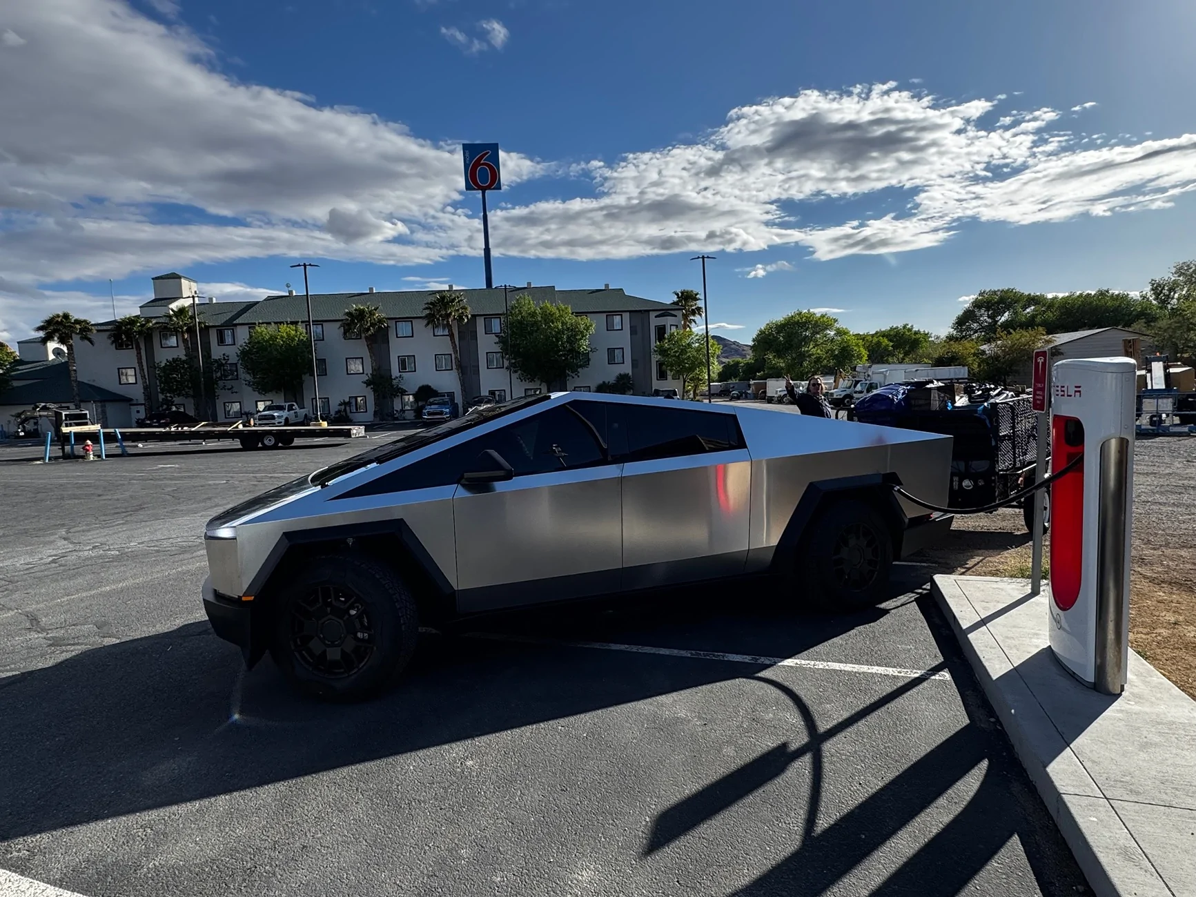 Tesla Cybertruck First time pulling a trailer and lessons learned IMG_0768
