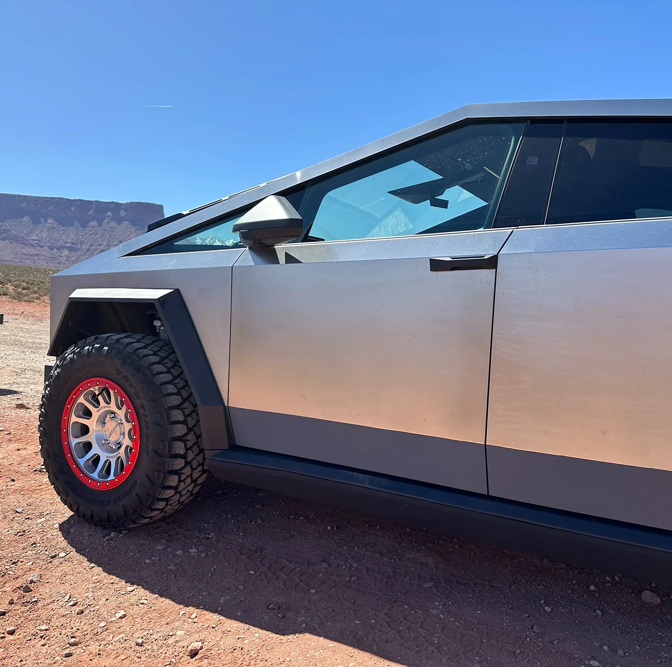 Tesla Cybertruck Daily random Cybertruck photos thread - Post Yours! 📸 🤳 IMG_E7795
