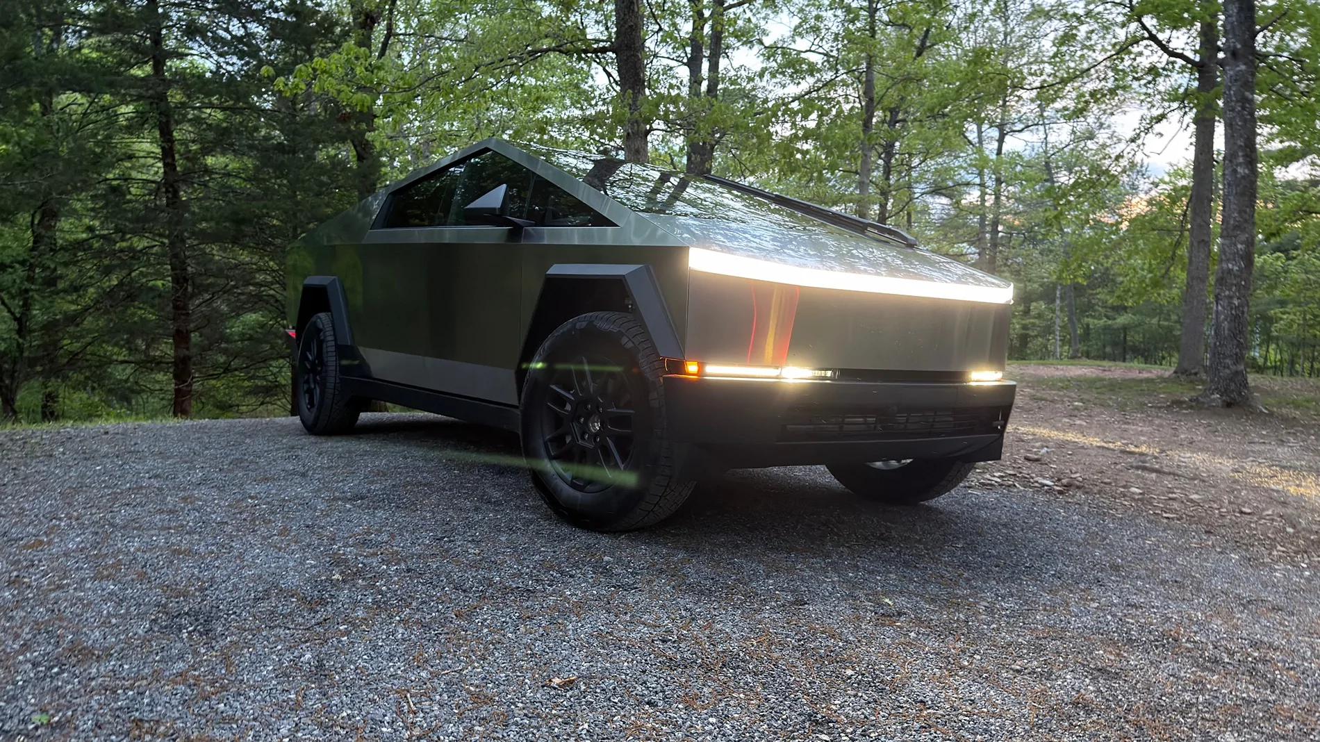 Tesla Cybertruck Eight Jeeps Later IMG_2363