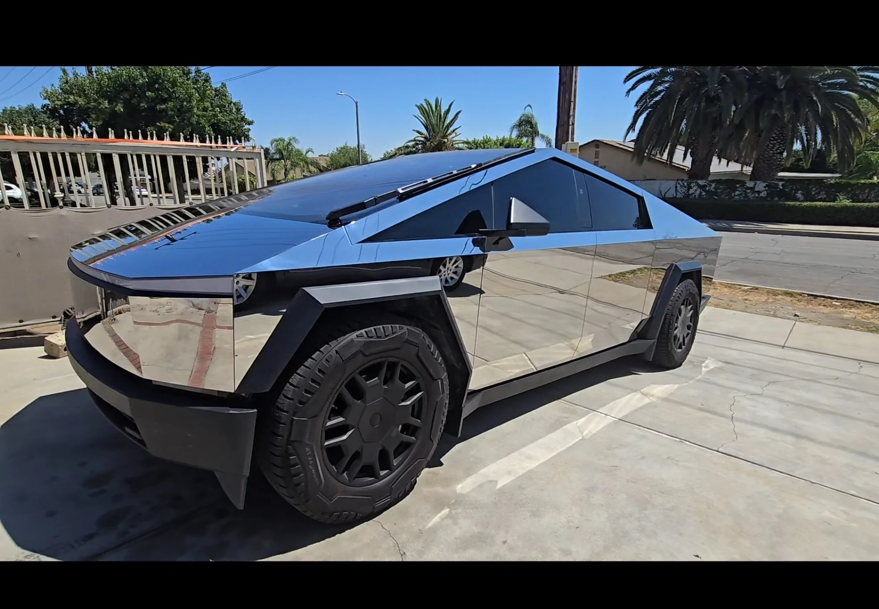 Tesla Cybertruck Polished over 50 Cybertrucks and they look better and better each time 8480