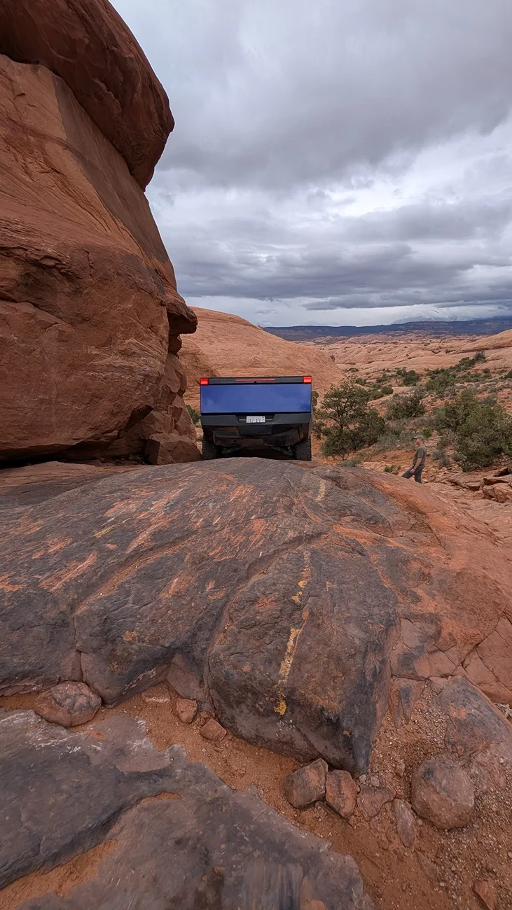 Tesla Cybertruck Cybertruck does Hell's Gate and Hell's Revenge 🔥 PXL_20260426_205435442