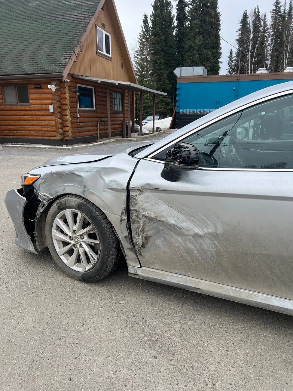 Tesla Cybertruck Got in a crash, giga cast fractured (video) IMG_9539