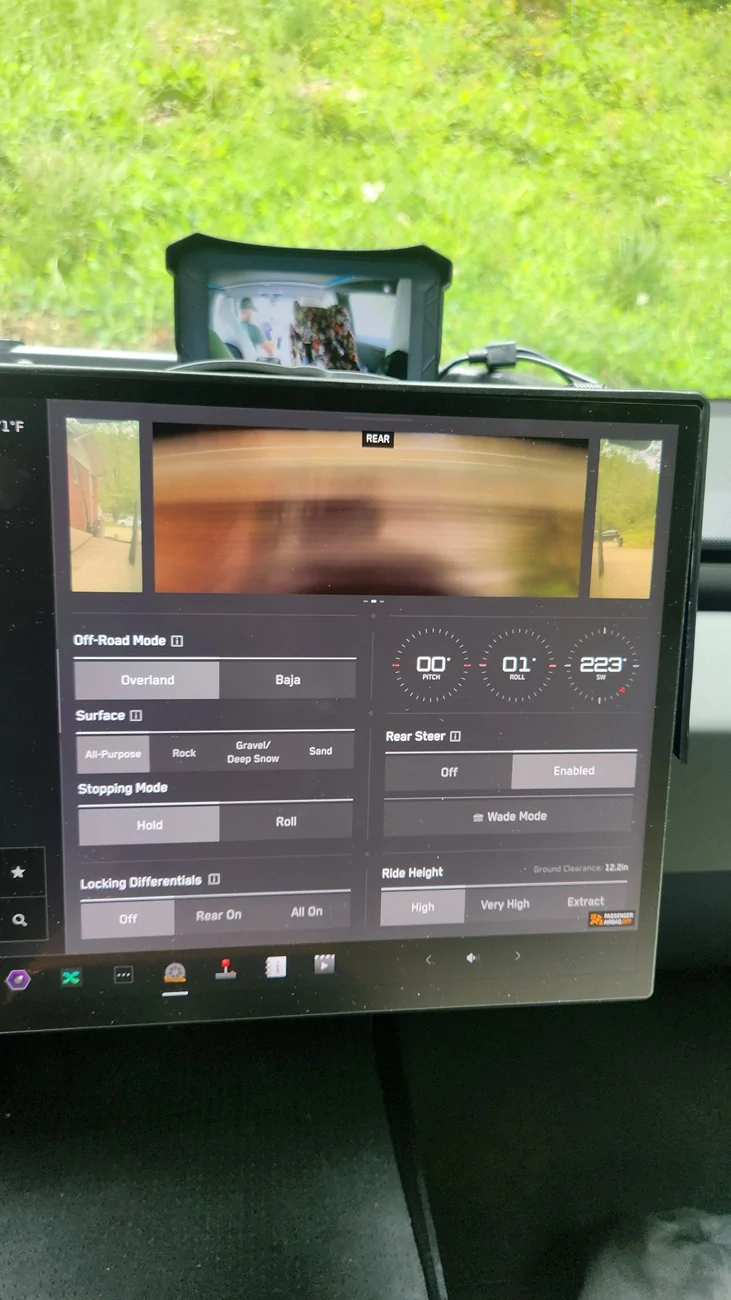 Tesla Cybertruck Rearview mirror for tailgate down use (3D Print DIY) 20260504_131405