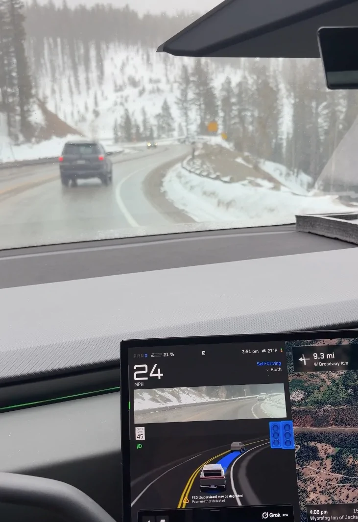 Tesla Cybertruck FSD hits 10 Billion miles driven! What’s your FSD % Usage? 1778034461755-il