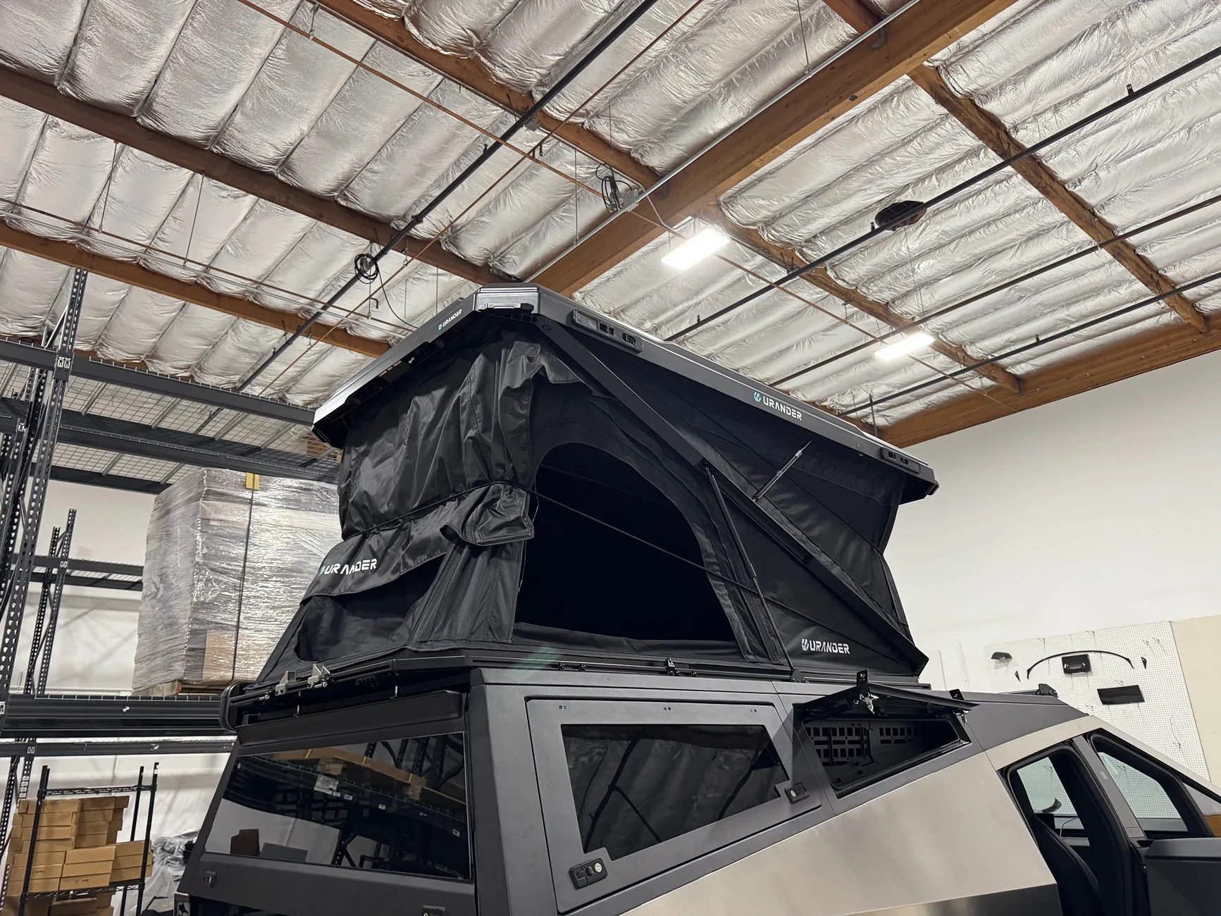 Tesla Cybertruck Cybertruck's Ultimate Companion: Urander Rack & PANO Tent IMG_8202