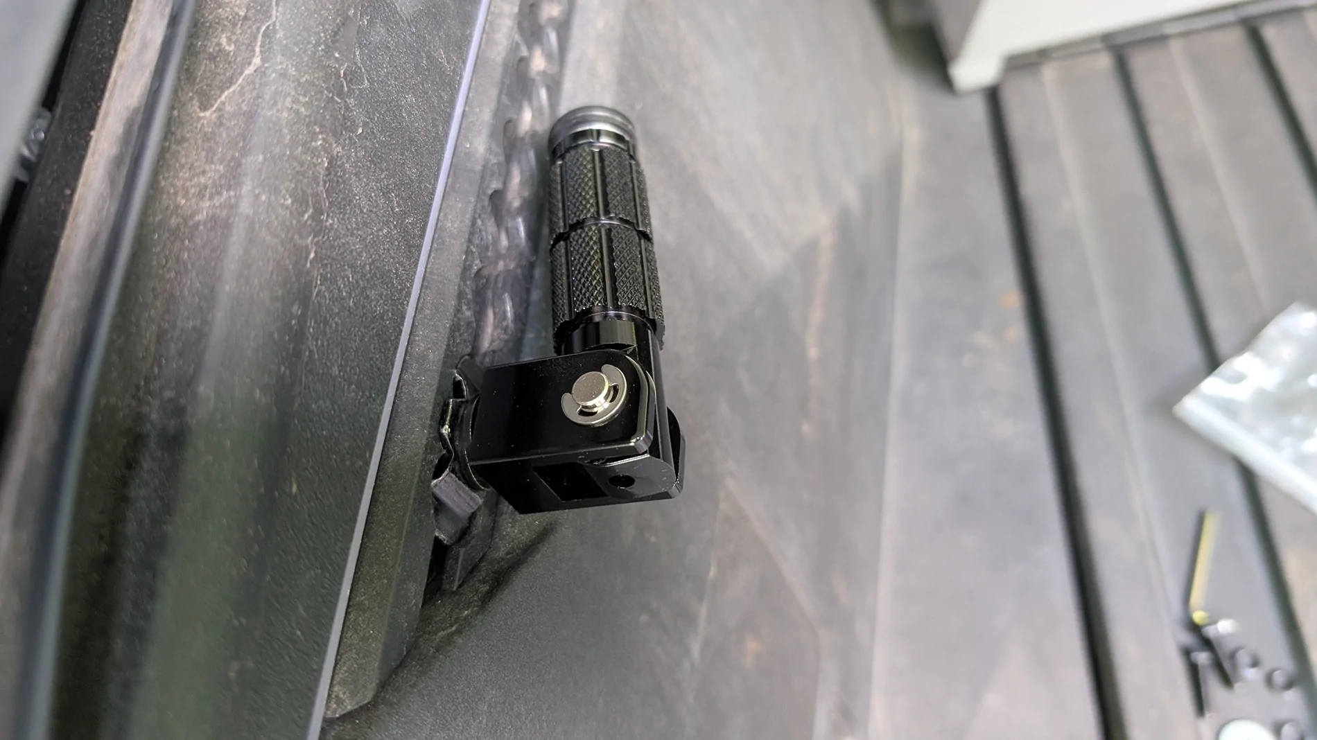 Tesla Cybertruck Grab handles for bed vault (to hoist yourself up / in) -- DIY instructions 1000017005