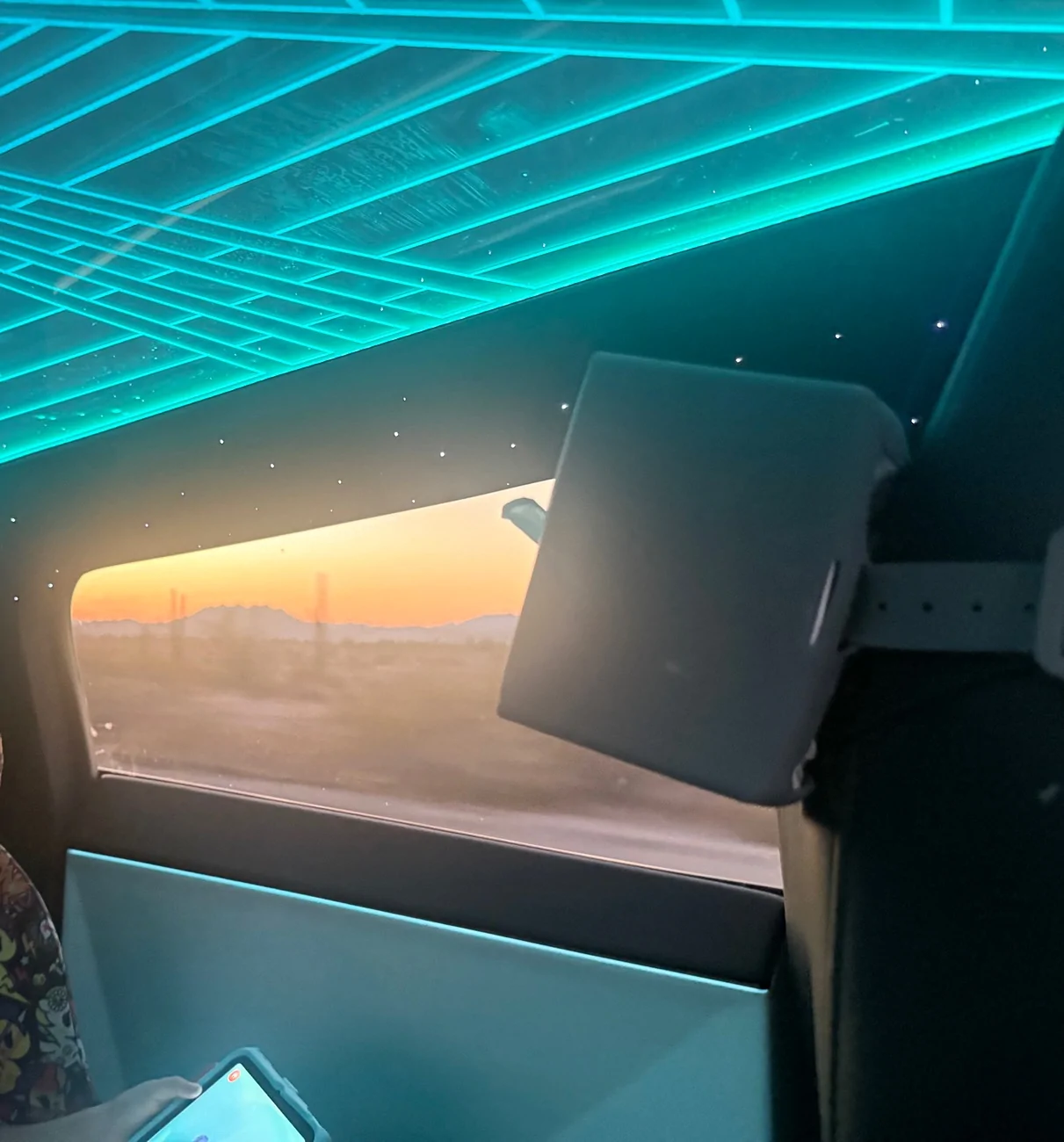 Tesla Cybertruck Daily random Cybertruck photos thread - Post Yours! 📸 🤳 IMG_3890