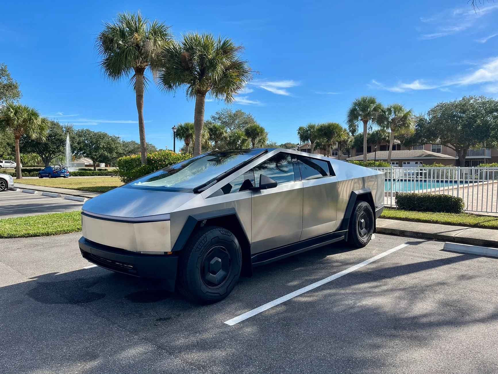 Tesla Cybertruck Who has the BEST running boards? Show us what you've got! IMG_4898