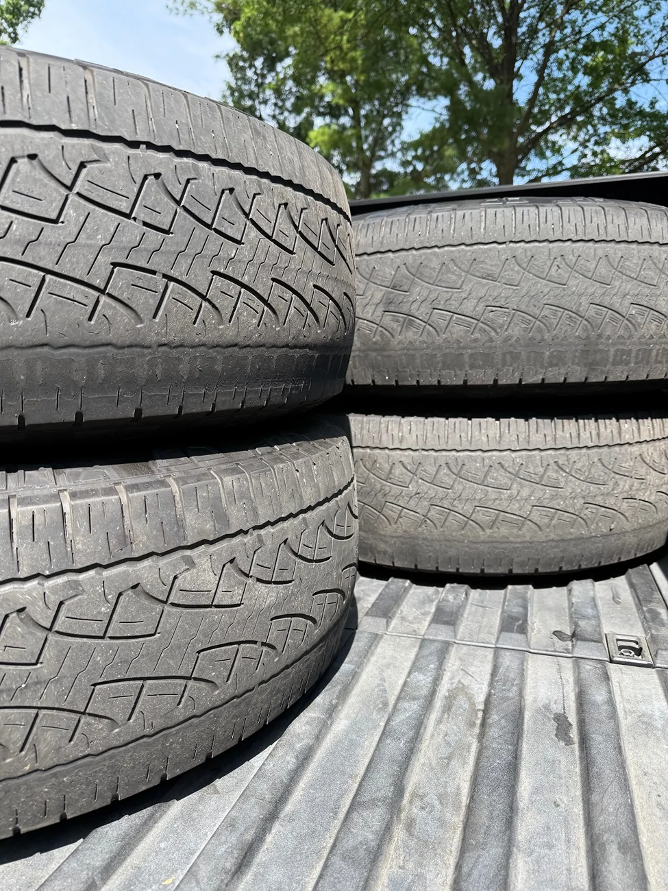 Tesla Cybertruck Tires: Pirelli OEM or Michelin? IMG_5627