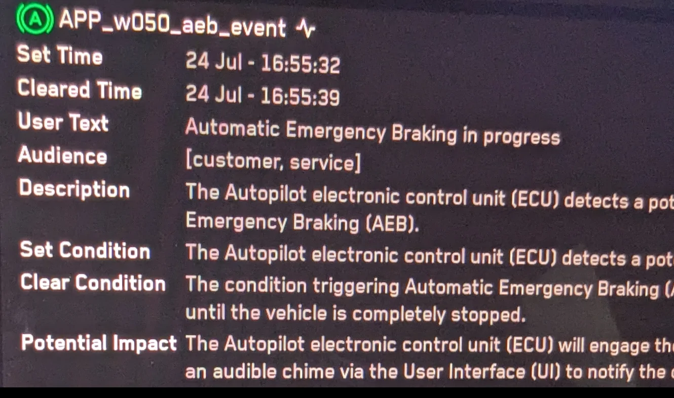 Tesla Cybertruck Automatic Emergency Braking Screenshot_20260514-084052