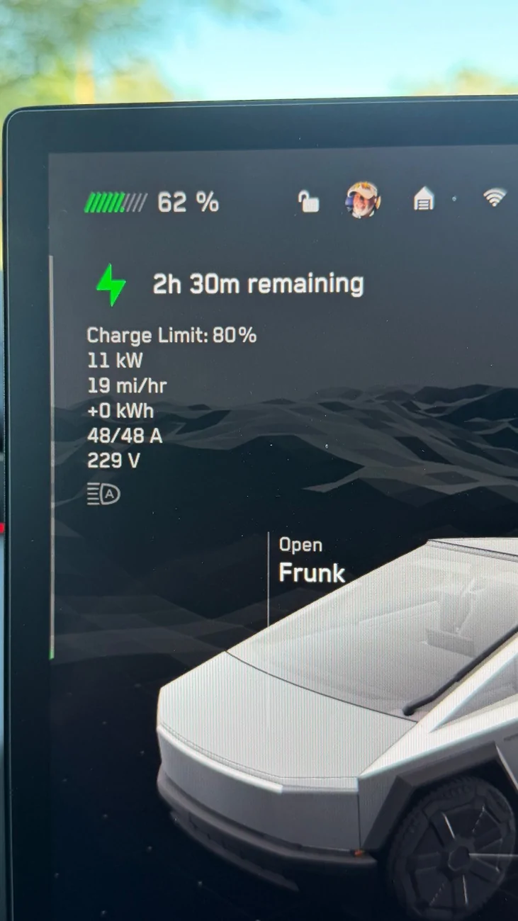 Tesla Cybertruck (PCS) Failure IMG_3342