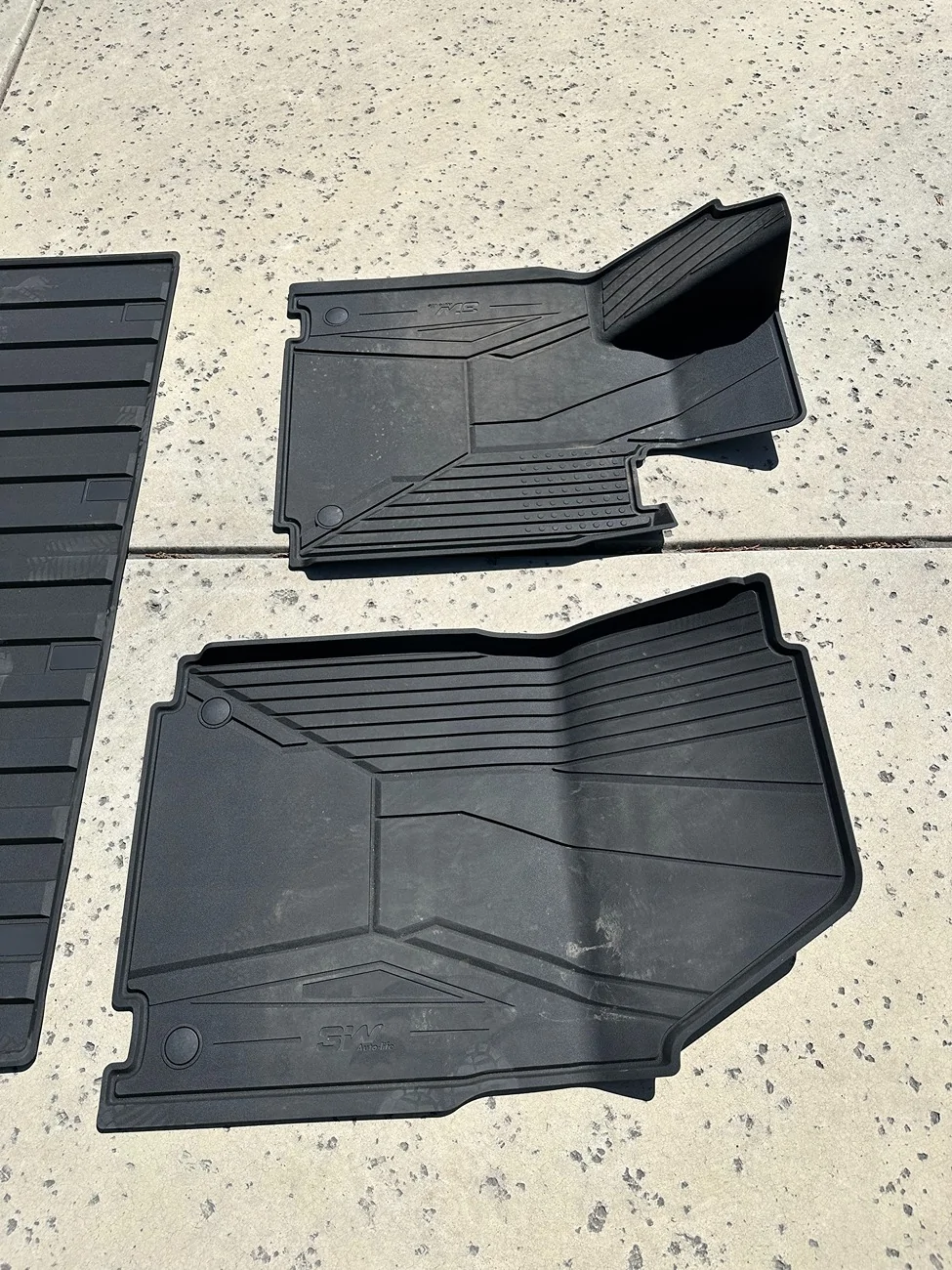 Tesla Cybertruck 3W Cybertruck Full Interior and Truck bed Mats IMG_3106