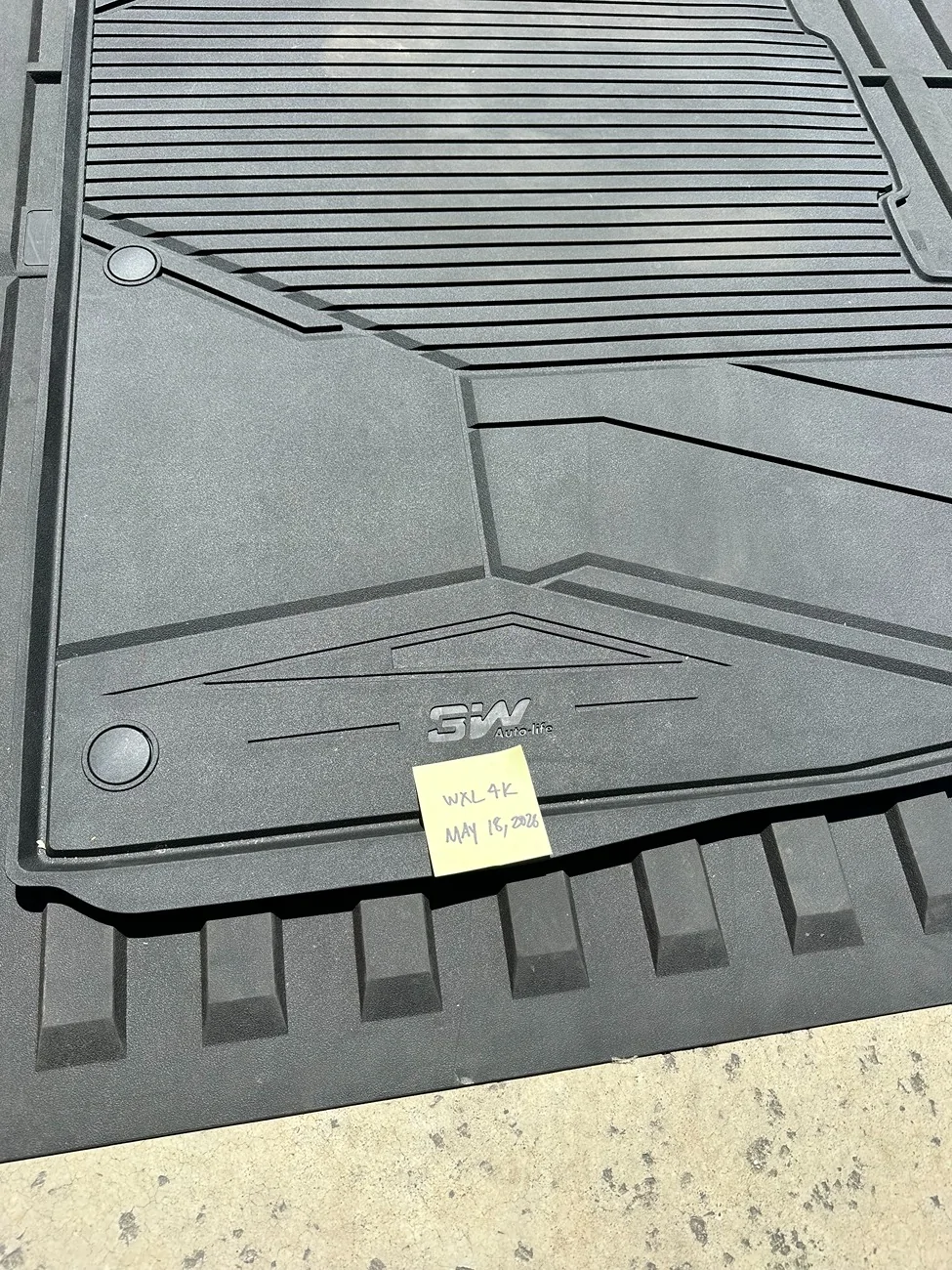 Tesla Cybertruck 3W Cybertruck Full Interior and Truck bed Mats IMG_3124