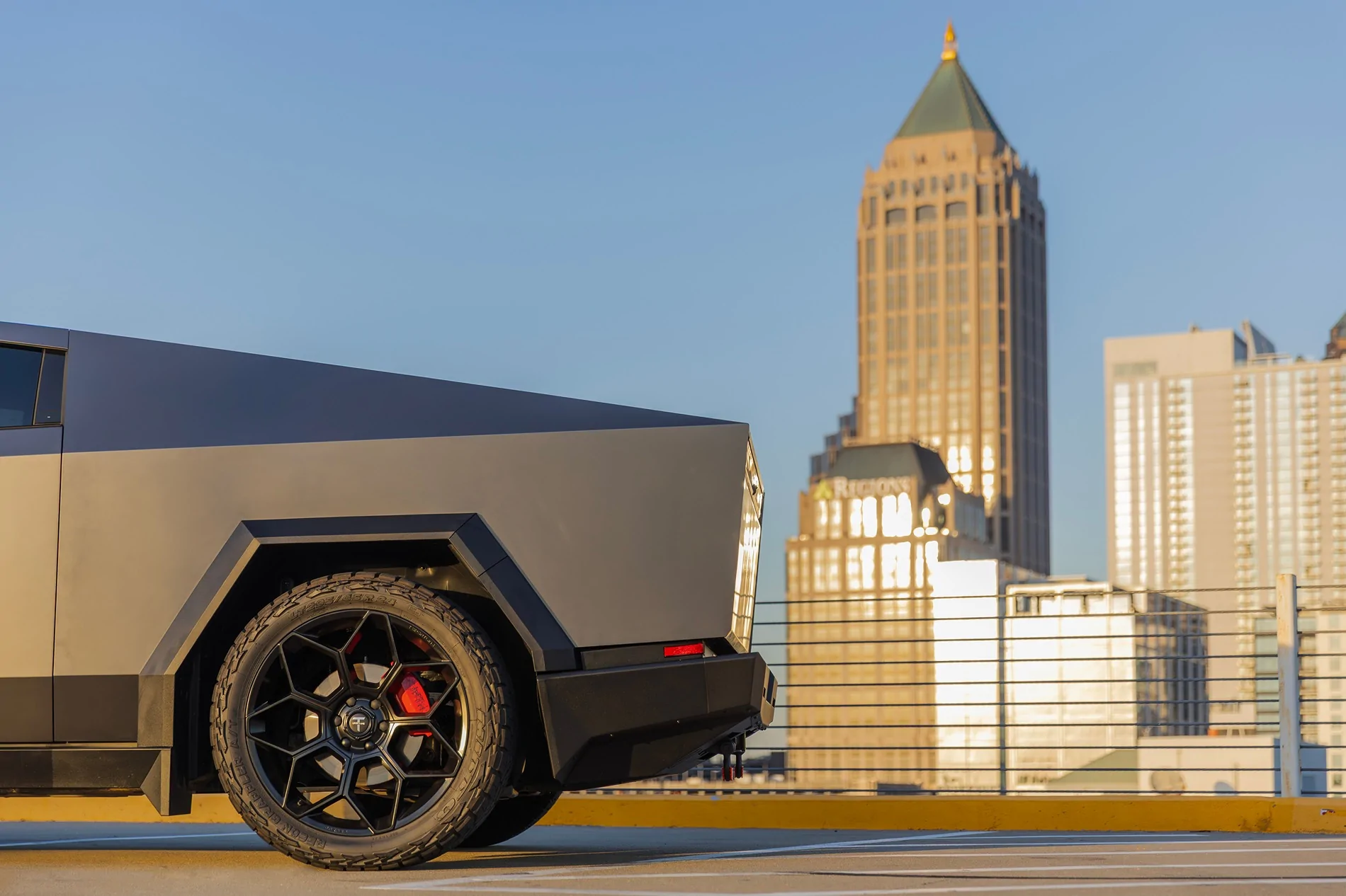 Tesla Cybertruck Ultimate Cybertruck - T Sportline 24" CT7 / 18" CT6B Beadlocks - CTX Bumpers / Light bars - TMaxx Colored PPF DIY tmaxx-satin-meteor-steel-tesla-cybertruck-24-inch-ct7-forged-wheels-satin-black-ctx-front-rea