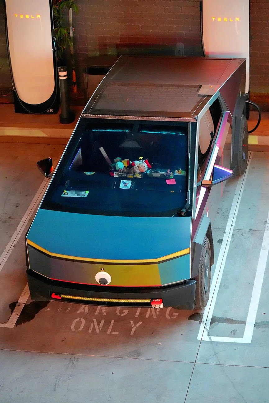 Tesla Cybertruck Daily random Cybertruck photos thread - Post Yours! 📸 🤳 DSC01061