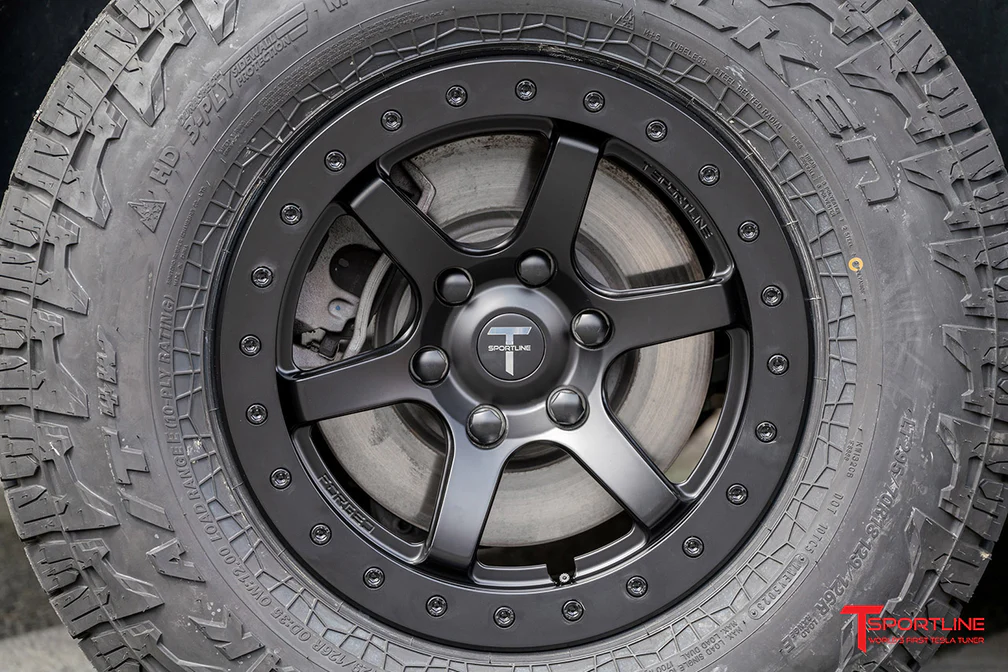 Tesla Cybertruck Which 18" Bead-lock wheels???  Who has T-Sportsline CT6B, Unplugged Performance UP-03, or Martian wheels???? IMG_1562