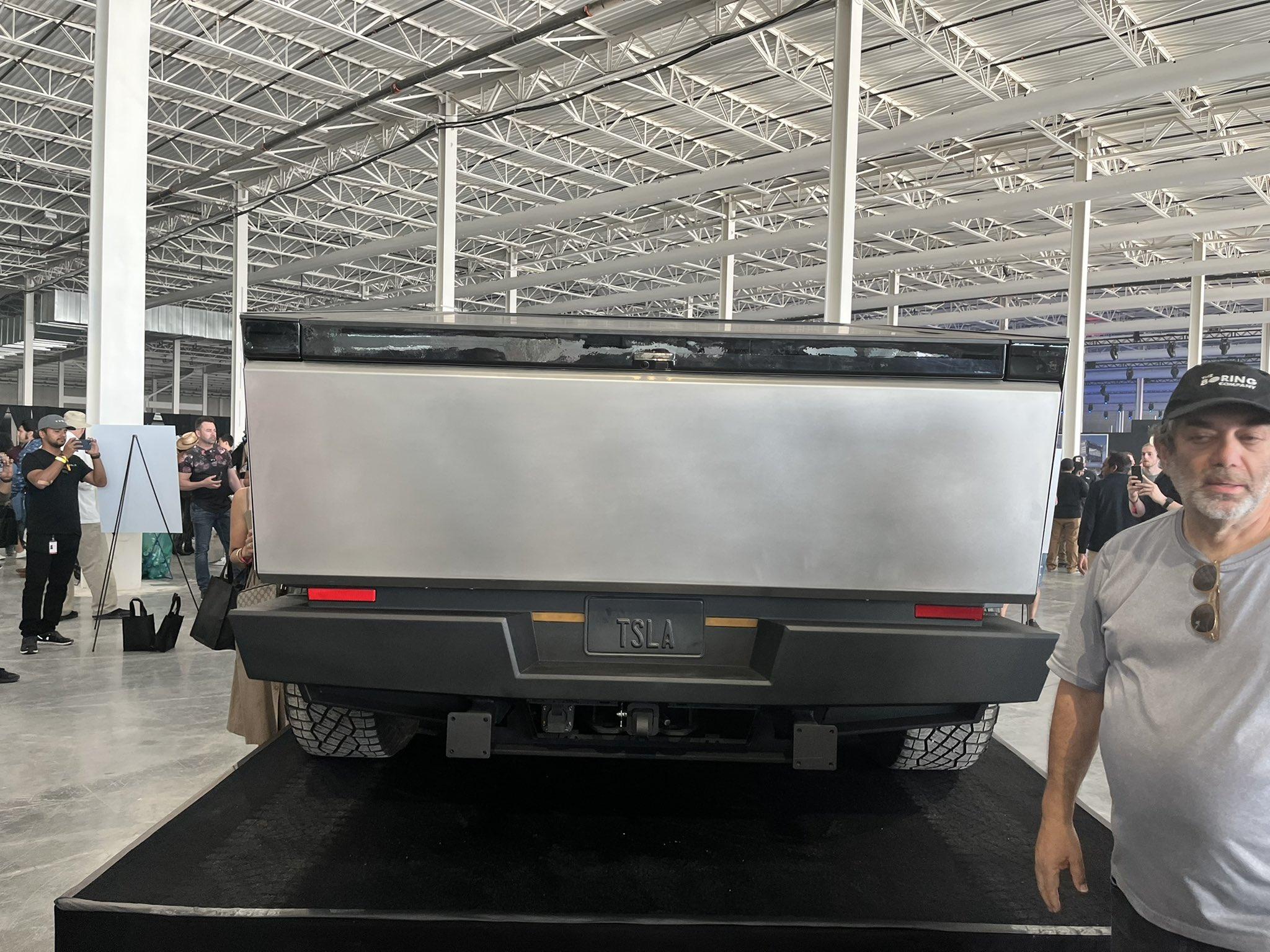 Tesla Cybertruck Cybertruck Makes Appearance @ Cyber Rodeo! FPx1D4uXMAUqT-H
