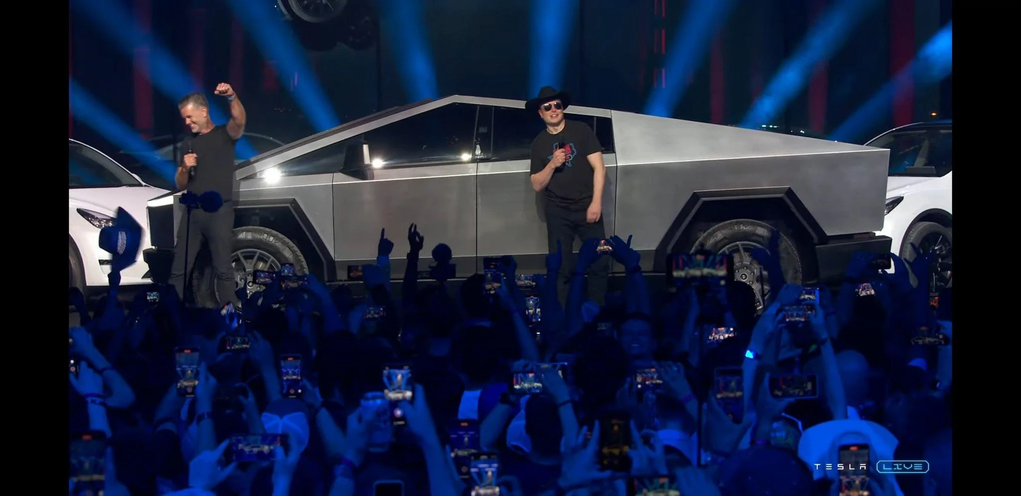Tesla Cybertruck Cybertruck Makes Appearance @ Cyber Rodeo! 1649436367989