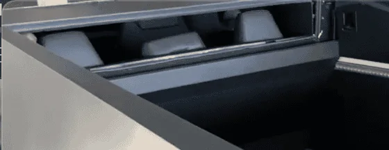 Tesla Cybertruck Cybertruck's folding mid gate and roll-down rear window confirmed! 1649546151665