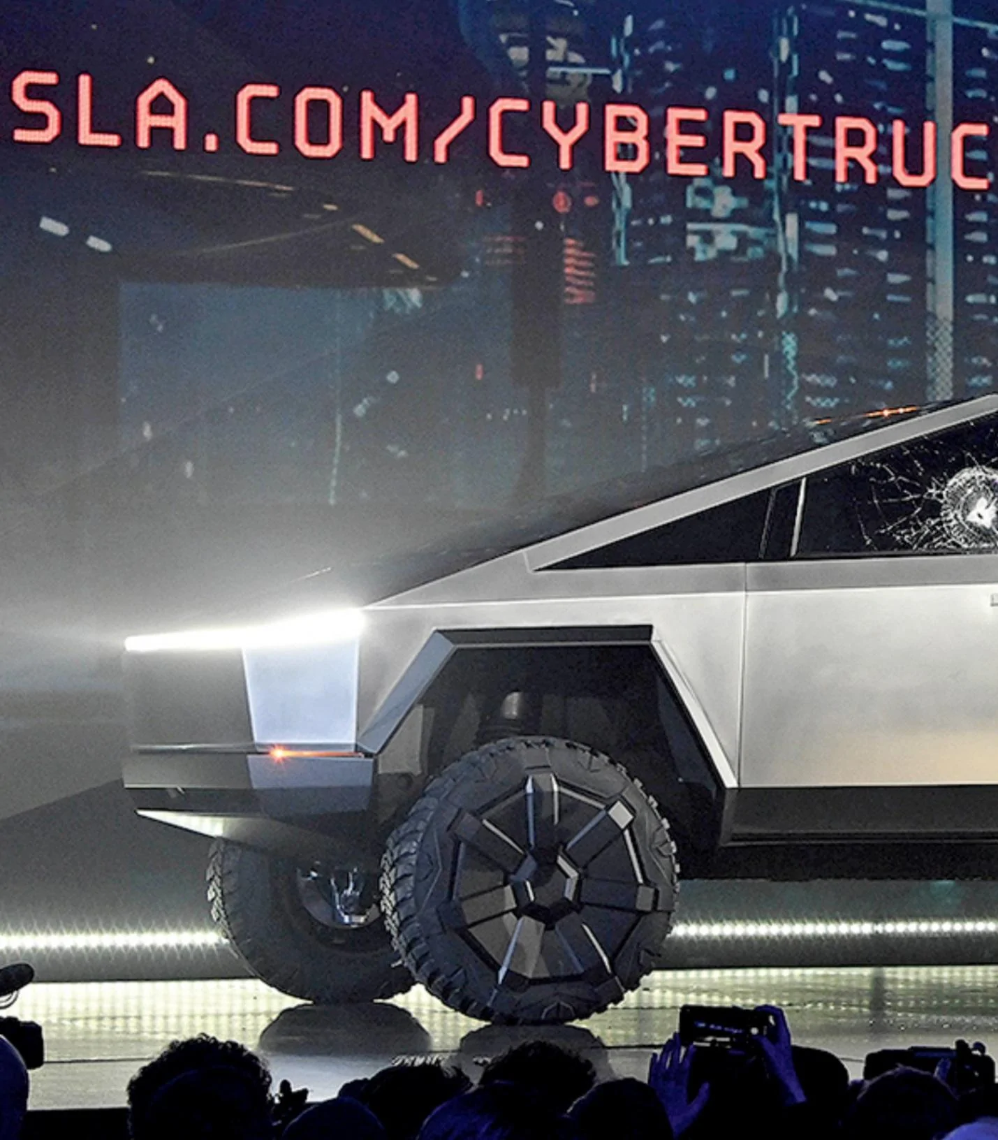 Tesla Cybertruck So, Let's Talk About Size Again... 20220411_104605