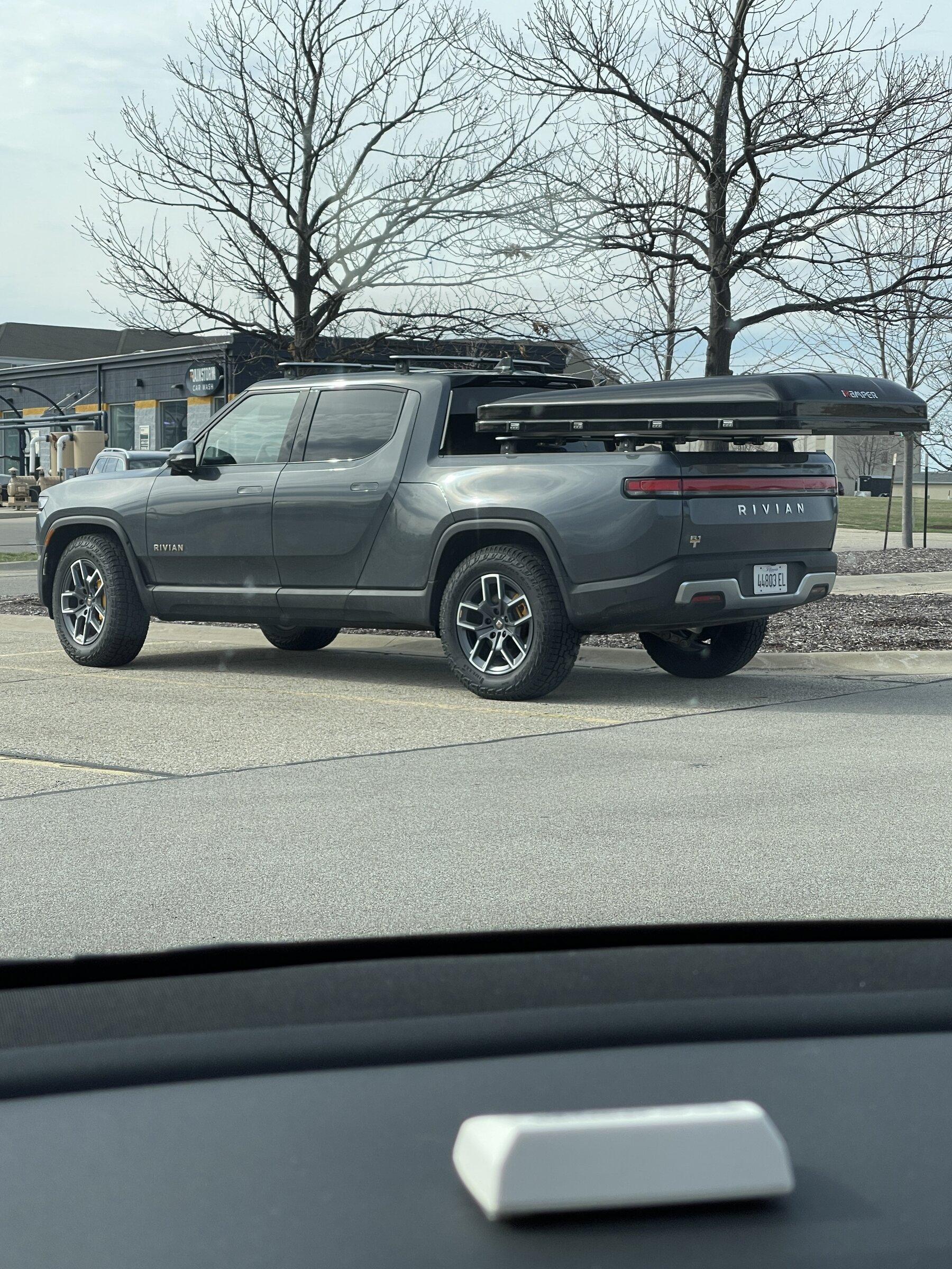 Tesla Cybertruck Rivian sighting 99AEE967-E0F9-422F-9647-B6A86AFFFD42