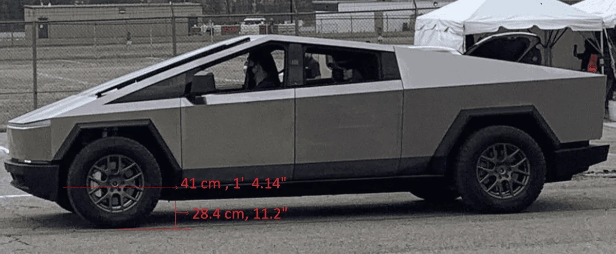 Tesla Cybertruck Cybertruck pic - in lowest air suspension mode & windows down 1654595042957