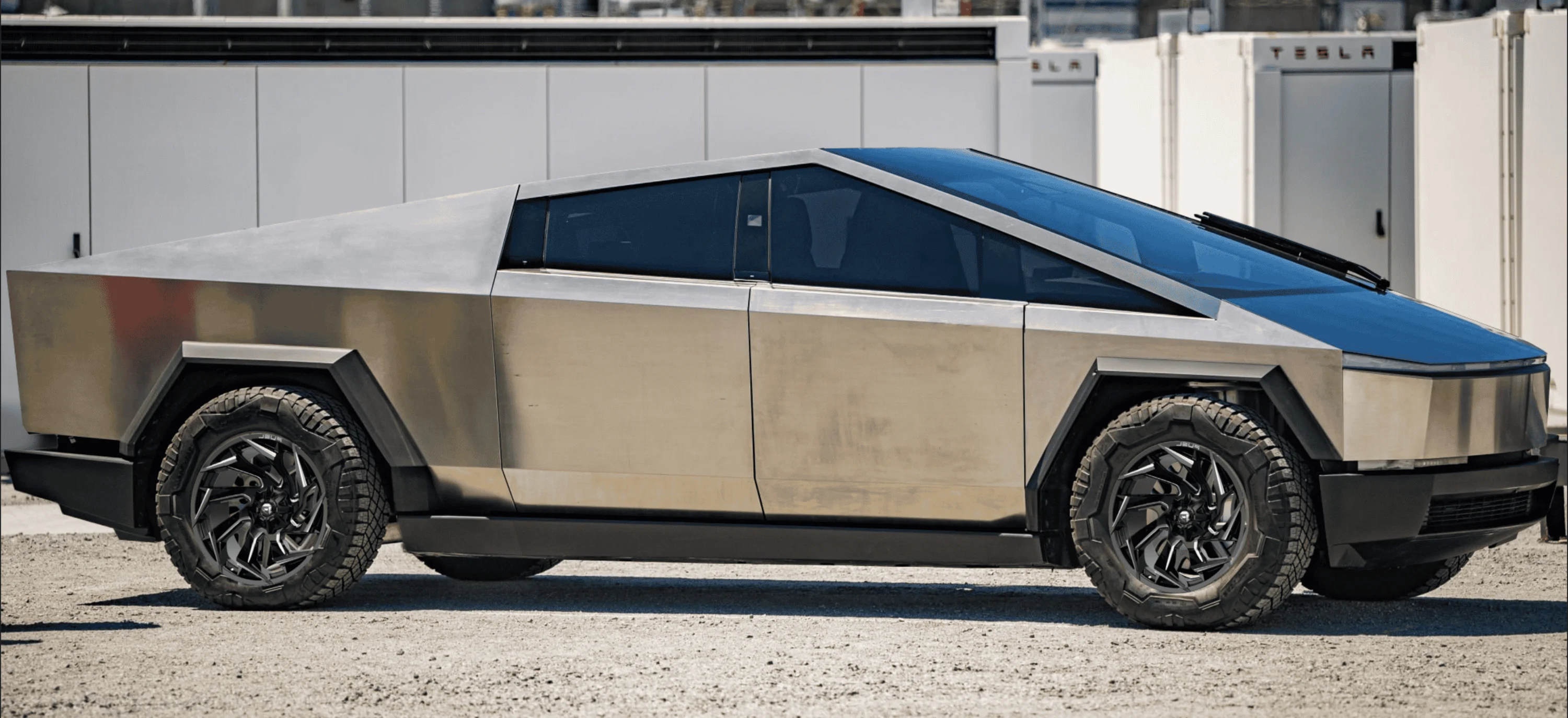 Tesla Cybertruck Photoshopped early prototype model to look more similar to concept Screen Shot 2022-06-13 at 12.26.47 PM