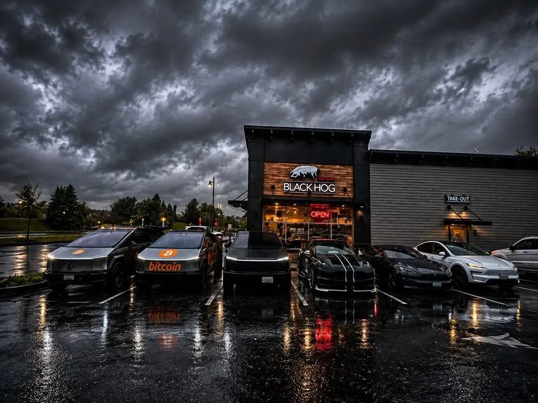 Tesla Cybertruck Daily random Cybertruck photos thread - Post Yours! 📸 🤳 img_2_1779572936626