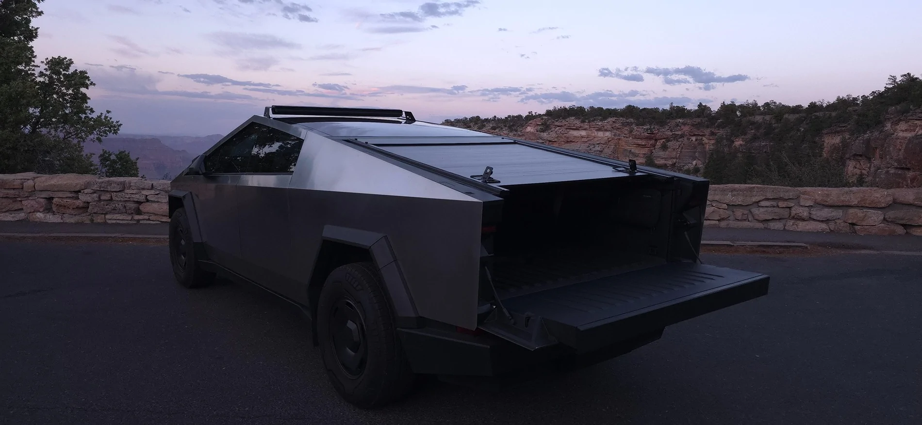 Tesla Cybertruck CYBERTRUCK RWD — (FSD) REAL-WORLD INTERSTATE ENERGY CONSUMPTION OBSERVATION ~4,700-Mile Test 19790