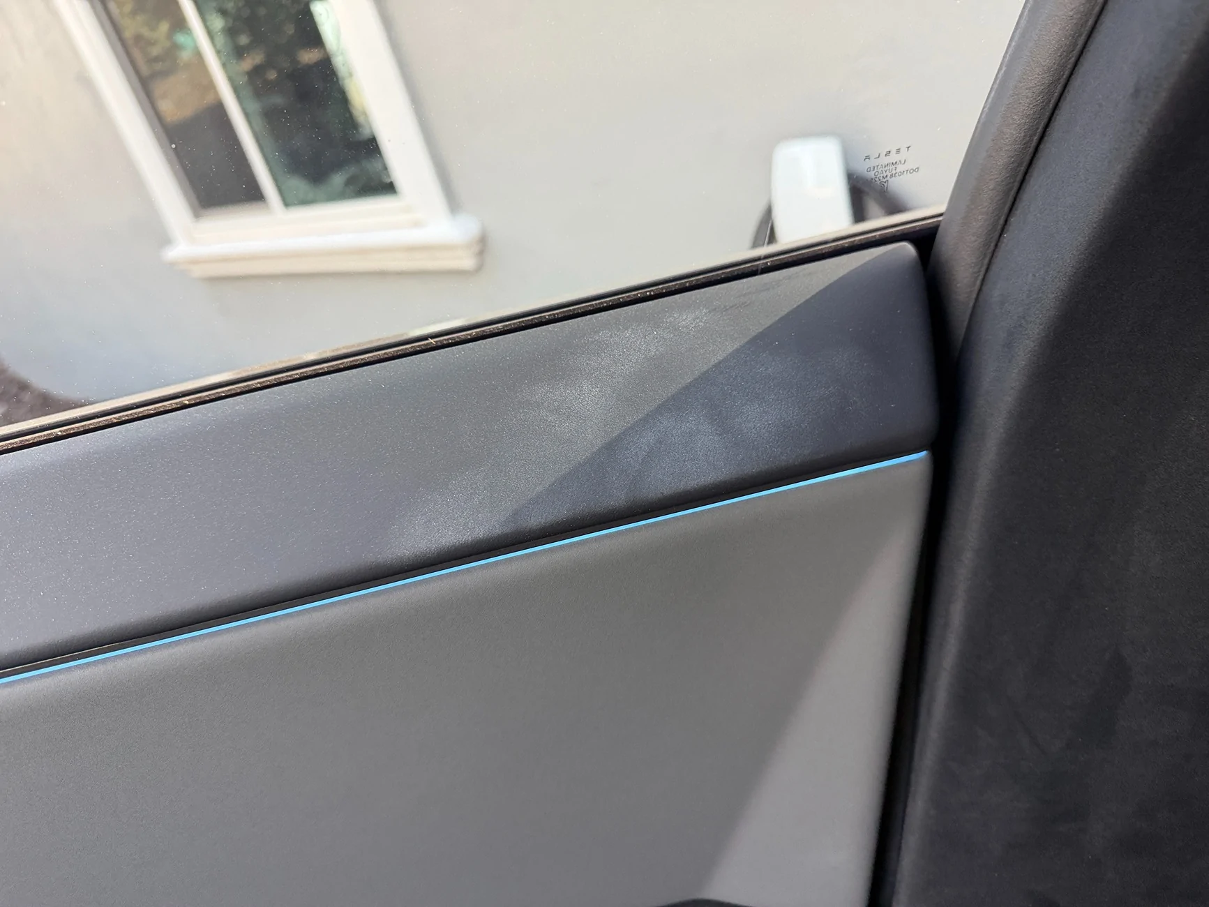 Tesla Cybertruck Tactical gray interior - white smudges cleaning tips? IMG_0619