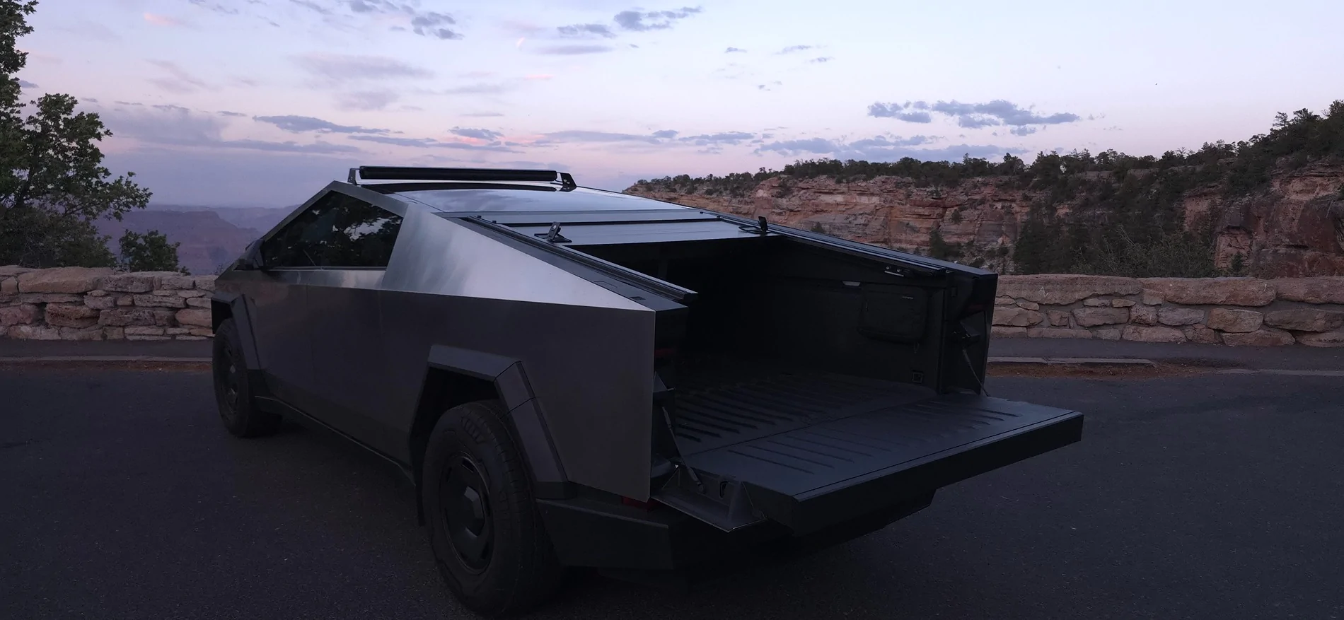 Tesla Cybertruck Daily random Cybertruck photos thread - Post Yours! 📸 🤳 19786
