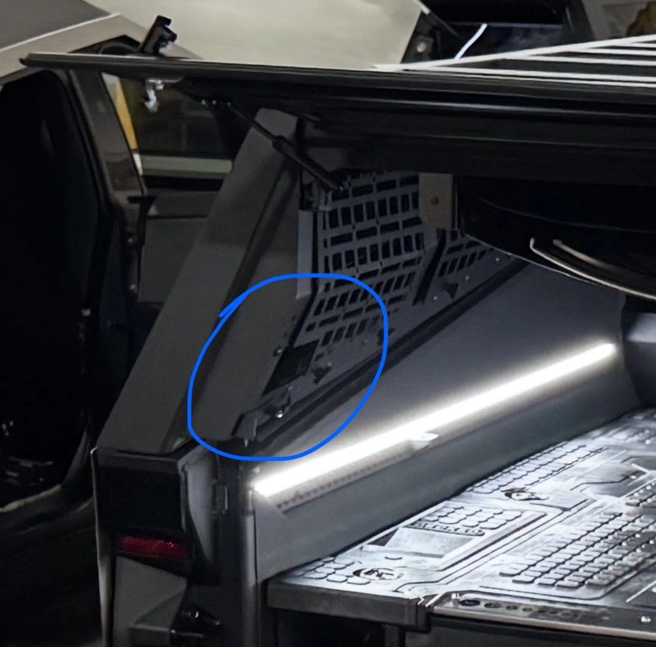 Tesla Cybertruck Urander Rack Mega Thread – Post Your Setup! IMG_9422