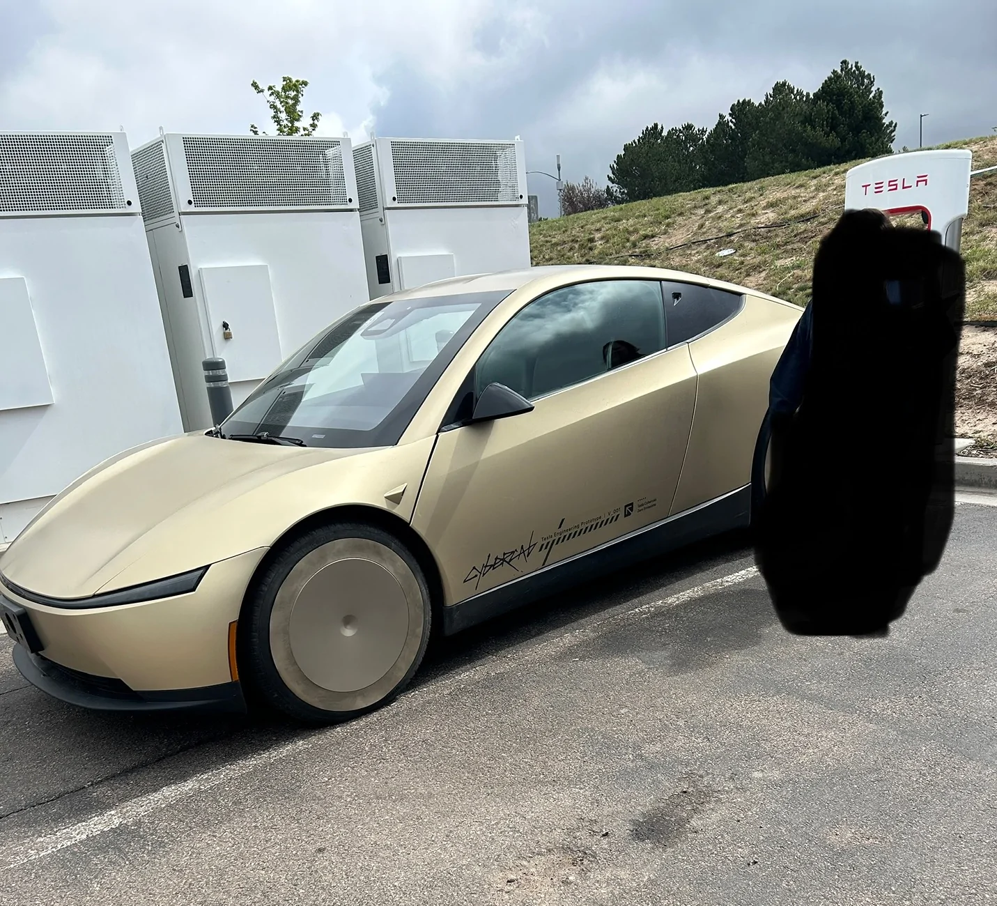 Tesla Cybertruck Saw this when Charging in Co Springs ! IMG_5995