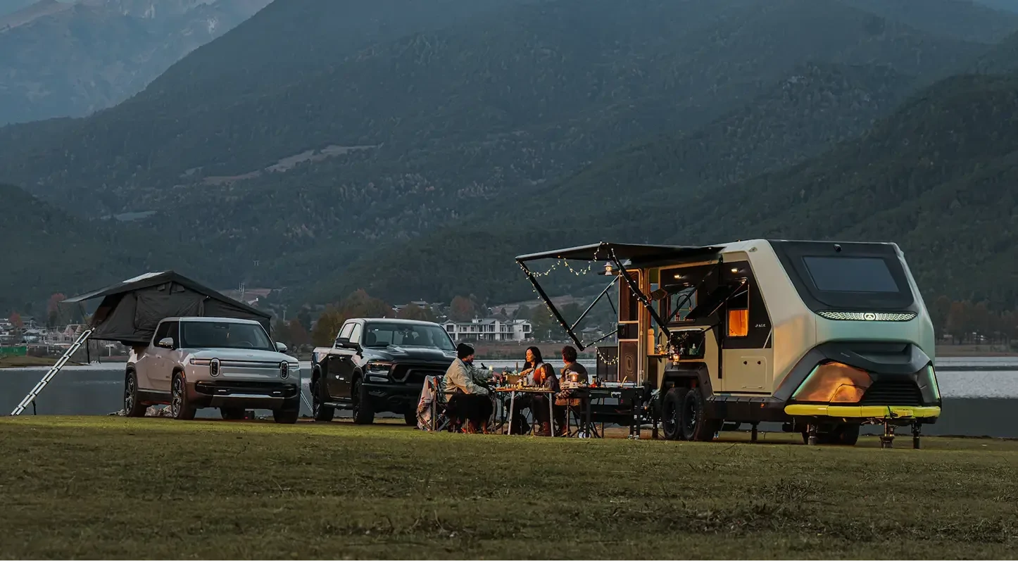 Tesla Cybertruck Electric RV Trailer Built for Life Off the Grid. And on It. | Evotrex-PG5 1780075175271-za